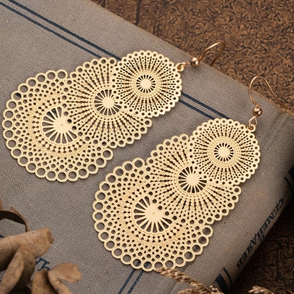 3 Pair Set Filigree Leaf Waterdrop Dangle Earring - Picture 8 of 16